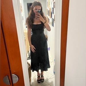 Show me your Mumu Clair midi dress in black